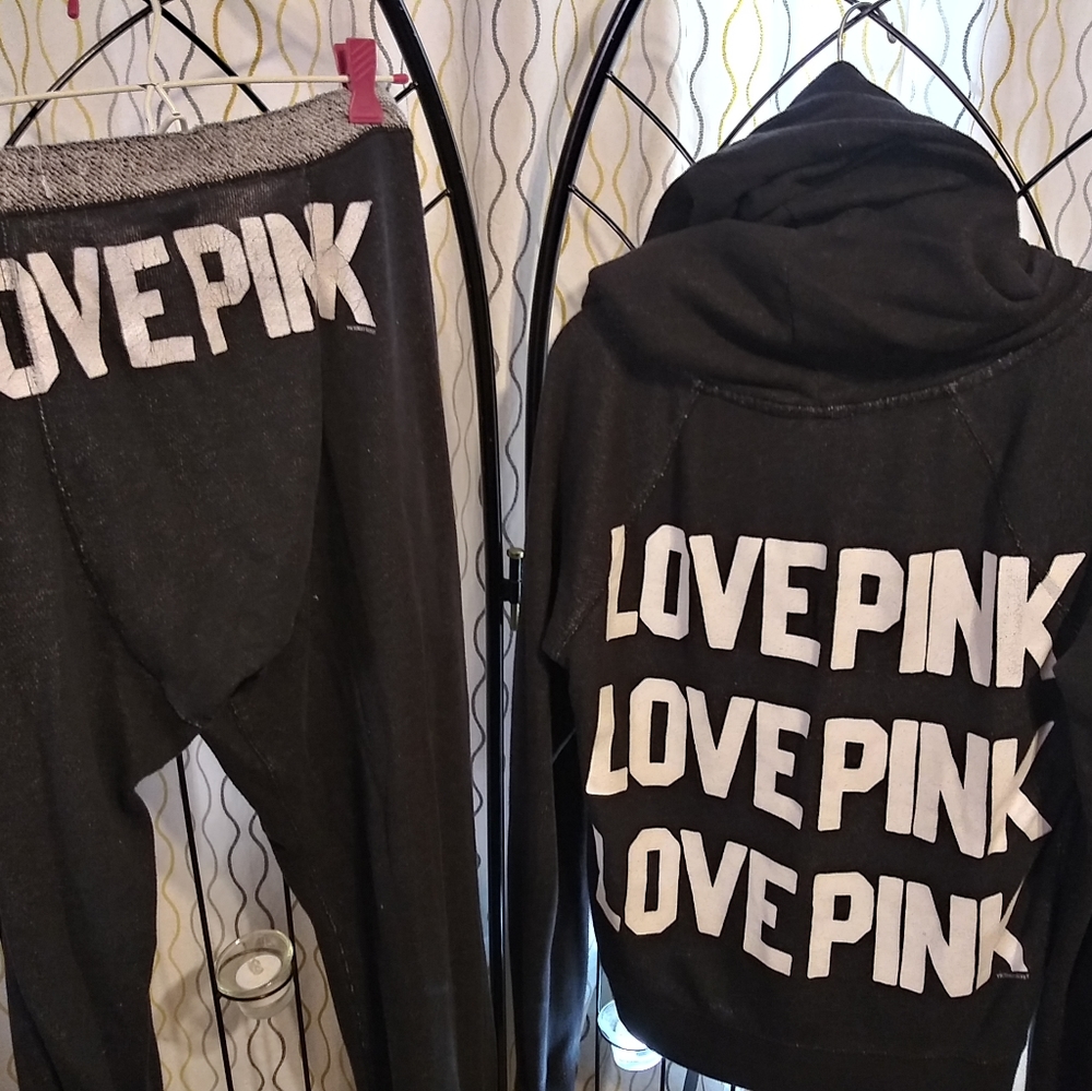 vs pink sweat suit